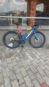 Calidad 2025 T-Rek Mad_one SLR 7 AXS Gen 8 - Product Image 3