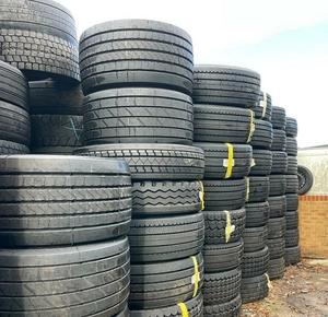 Pneus de camion d'occasion 15 pouces 195/60R15 - Product Image 1