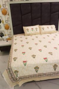 Hand <b>Block</b> Print Jaipuri Quilt Handmade Bedsheet Floral Print and Attractive Flower Design Pattern Reversible Pattern Design - Product Image 2
