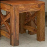 Table basse carrée en bois de mangue massif