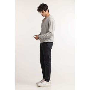 เสื้อสเวตเตอร์แขนยาวสีเทาแฟชั่นสำหรับผู้ชาย MN-SWT-WS23-182B - Product Image 6