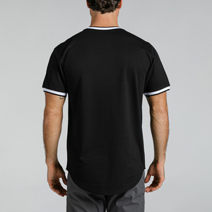Camiseta de manga corta para hombre, negra y blanca, con cuello y puños en contraste, dobladillo curvo, estilo ringer, corte ajustado, cuello redondo, informal. - Product Image 4