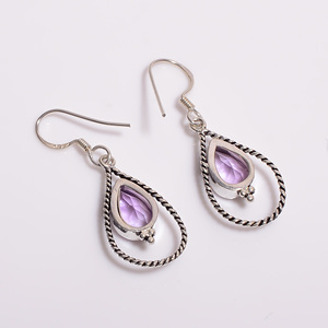 Boucles d'oreilles pendantes en argent sterling 925 de style classique Bijoux fins de qualité supérieure élégants avec pierre précieuse améthyste - Product Image 2