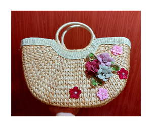 กระเป๋าผักตบชวาคุณภาพสูงจากเวียดนามผลิตภัณฑ์แฮนด์เมดเป็นมิตรต่อสิ่งแวดล้อมสำหรับตลาดส่งออก - Product Image 2