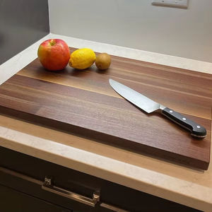 Tabla de cortar de madera dura de alta densidad Superficie tratada y pulida naturalmente para la preparación de alimentos limpios con acero inoxidable - Product Image 1