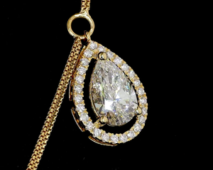 อุปกรณ์เสริมแฟชั่นเทนนิสรูปหัวใจแบบมินิมอลลิสต์หรูหรา - Product Image 3