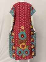 Vestido Jumbo con botón frontal Patrón floral para mujer Ropa de dormir de manga corta Camisones suaves de rayón cómodos