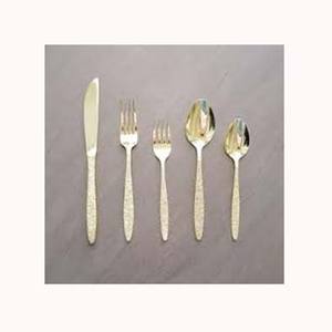 Hecho a mano superventas de acero inoxidable Metal oro pulido espejo a granel tenedor cuchara cubiertos diseño en relieve completo mango de forma ovalada - Product Image 1