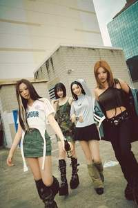 EP Coleccionable de K-POP Limitado, Sellado [MY WORLD] aespa 3er Mini Álbum Versión Tabloid, CD, Foto, Tarjeta, Audio de Alta Calidad, Original - Product Image 6