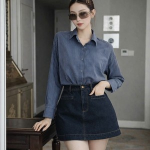 OEM ODM Haut à manches longues rayé en tissu doux pour femmes, à porter au quotidien - Product Image 2