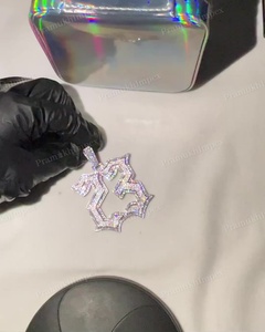 จี้รูปตัวอักษร925เงินสเตอร์ลิงคุณภาพระดับพรีเมี่ยมเครื่องประดับฮิปฮอปทำจากไอซ์ปาร์ตี้แบบกำหนดเอง - Product Image 5