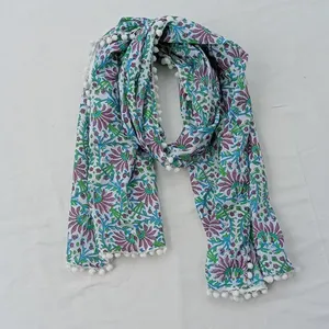 Magnifique Floral Digital Imprimé 100% Modal Coton Femmes Foulards Dernières Conceptions Pompon Style Adulte Dame Polyvalent Pas Cher Prix - Product Image 3