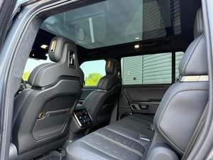 Limpiamente-Usado-2023- Rivian- R1S-en venta - Product Image 2