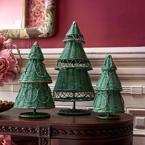 Arbre de Noël compact en rotin tressé, ornement de Noël fait à la main pour la table et l'affichage sur le comptoir, en provenance du Vietnam - Product Image 2