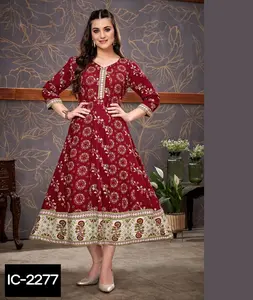 Indische ethnische Kleidung Bereit zum Tragen Rayon Kurtis mit gedruckter Arbeit und Übergröße Erhältlich für indische und pakistani sche Damen bekleidung