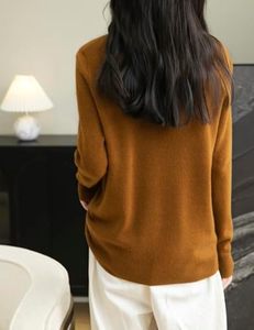 Cardigans tricotés à col en V et manches longues pour femmes, rayés, 50% viscose, 28% polyester, 22% nylon, anti-boulochage standard, vêtements d'hiver, coupe classique - Product Image 4