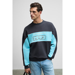 Sweat-shirt à col rond imprimé sur les épaules pour homme GRIMELANGE MONTY, coupe décontractée - Product Image 4