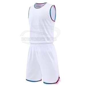 Uniformes de Fútbol de Verano de la Mejor Calidad, Fabricados en Pakistán, Servicio OEM, Incluyendo Camisetas de Fútbol de Argentina para Adultos - Product Image 1
