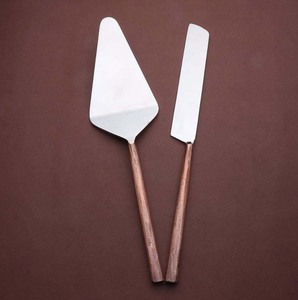 Spatule à gâteau en aluminium serveur poignée en bois outils de cuisson gâteau pâtisserie outils de coupe pour la maison cuisine mariage anniversaire et fête - Product Image 4