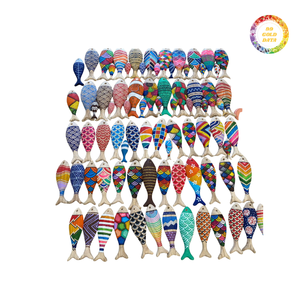 ปลาทำจากไม้ที่ทำด้วยมือหรูหราและราคาไม่แพงเหมาะสำหรับการมอบของขวัญหรือเพิ่มพื้นที่ในบ้านหรือสำนักงานของคุณ - Product Image 3