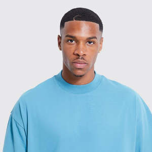 Camiseta Corta de Corte Cuadrado Extra Grande para Hombre, Algodón Grueso de 240-300 GSM, Precio Económico, Diseño de Corte Cuadrado con Hombros Caídos - Product Image 3