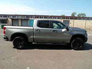 Chevrolet Silverado 1500 ZR2 2024 Usada en Excelente Estado, Cabina Doble, 4x4, Diésel, Cuero Oscuro, R17, Volante a la Izquierda, ACC, Automática - Product Image 3