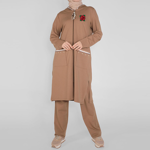 Vêtements de sport modestes pour femmes musulmanes arabes en coton 100% grande taille en gros, ensembles de survêtement, survêtement modeste pour femmes - Product Image 2