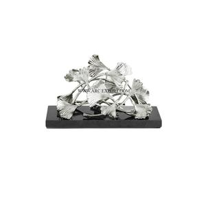 Silver Ware Leaf Designer Decoración de mesa Soporte de almacenamiento de tejido para el hogar Diseño atractivo Mesa hecha a mano Tejido decorativo - Product Image 1