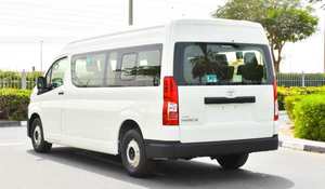 Toyota Hiace d'occasion 2024, 4 places, transmission intégrale, sièges en cuir, boîte automatique, pneus R17, intérieur foncé, régulateur de vitesse adaptatif, toit ouvrant panoramique, 4.5L, conduite à gauche - Product Image 4