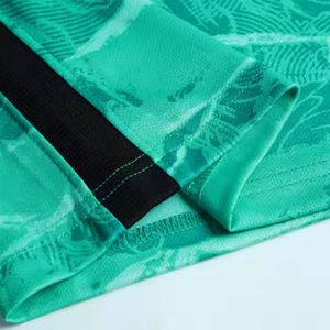 Uniformes de Fútbol Personalizados 2025 de Alta Calidad, Secado Rápido, Ligeros y Transpirables, Camiseta de Fútbol de Poliéster con Impresión de Logotipo - Product Image 4