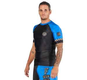 2024 venta al por mayor logotipo personalizado sublimación completa teñido gimnasio MMA compresión entrenamiento Rash Guard transpirable UPF50 tela hecha Pakistán - Product Image 3