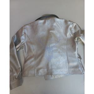 Chaqueta de Cuero de Invierno para Mujer de Alta Calidad con Detalle de Botones, Diseño Transpirable, Fabricada Profesionalmente en Pakistán - Product Image 3