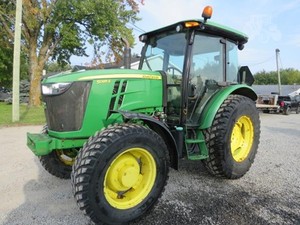 JOHNN DEERE 5085E 4WD Mini Tractor 70HP 120HP 90HP 100HP Tractor automático para caminar con bomba de motor Caja de cambios para granja - Product Image 5