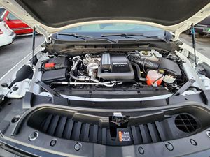 2023 Cadillac Escalade Premium Luxury Platinum 4WD Gasolina, Bajo Kilometraje - Product Image 5