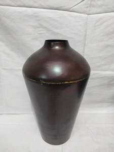 Vases à fleurs en fer métalliques artistiques exquis avec des motifs floraux en relief uniques pour une maison élégante et des décorations florales - Product Image 6