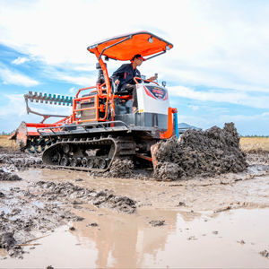 รถแทรกเตอร์การเกษตร HOGICO 80VN/TURBO รุ่นขายดี พร้อมเครื่องยนต์ Yunnei 80 ประสิทธิภาพสูง ฟังก์ชัน 3-in-1 บดดินและพรวนดิน - Product Image 1