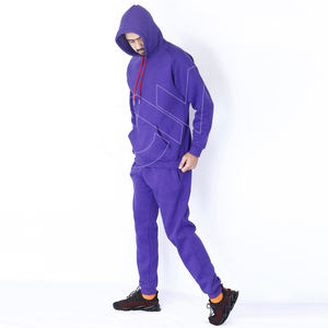 การออกแบบที่กําหนดเอง 2 ชิ้นชุดวอร์มวิ่งจ๊อกกิ้งสวมใส่ถนนสําหรับผู้ชายที่มีคุณภาพระดับพรีเมียม - Product Image 3