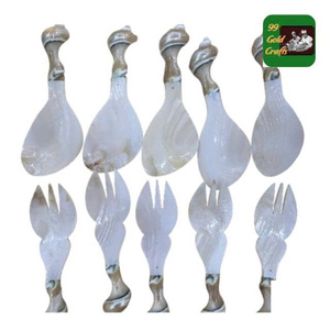 100% Natural Finish Seashell Spoon For Coastal Gifts, Organic Look Seashell Spoon That Blends Well In Sea-Inspired Home Decor - Product Image 4