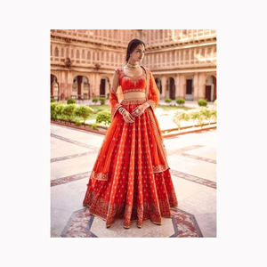 Designer 2024 Bollywood Collection Broderie Lourde Pierre Travail Anarkali Costume Mono Net Lehenga Choli pour Robe de Mariée - Product Image 1