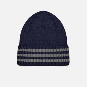 Bonnet en tricot bleu foncé classique sur mesure avec des rayures grises, tissu en tricot doux, port confortable - Product Image 1
