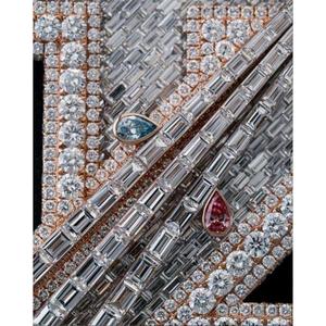 Collier avec pendentif personnalisé avec initiales, serti de diamants en moissanite, style hip-hop personnalisé, pendentifs et breloques raffinés - Product Image 3