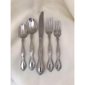 Ensemble de 4 couverts en acier inoxydable utilisés dans les ustensiles de cuisine Tabletop Cafe Home Multicolor Coated Couverts Antique Design Handle - Product Image 6