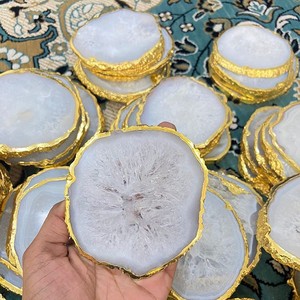 Dessous de verre rond de thé de motif floral fait à la main écologique en pierre d'agate de luxe pour la décoration intérieure et les cadeaux - Product Image 5