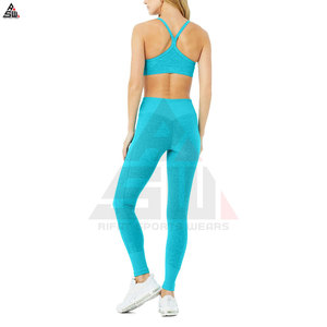 Ensemble de yoga pour femmes de haute qualité, grande taille, logo frontal, léger, séchage rapide, respirant, en élasthanne/polyester, fabriqué au Pakistan, uni - Product Image 5
