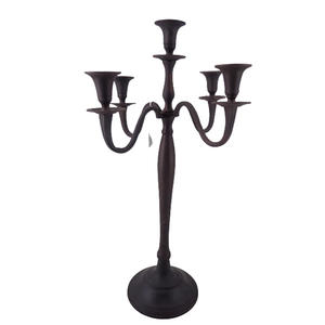 Bougeoir à 5 bras en aluminium Candélabre en métal blanc pour le salon et la décoration de mariage Fait à la main en vrac - Product Image 5