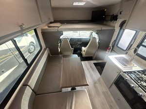 Camionnette d'occasion 2025 Coachmen Freelander S-S 21QS-S-C - Product Image 6