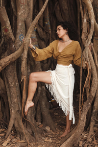 Falda cruzada de línea A de algodón natural blanco, pana informal de maternidad con tejido de ganchillo, diseño deshilachado teñido liso para el verano - Product Image 5