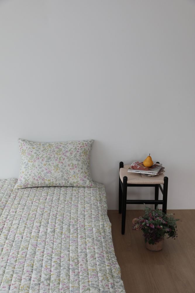 สีเหลือง