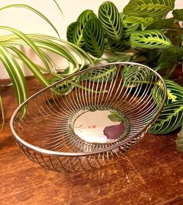 Bol décoratif en fil simple pour la table de cuisine, présentoir à fruits, organisateur de rangement et décoration d'intérieur élégante, salle à manger moderne - Product Image 4