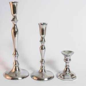 Impresionante portavelas de aluminio de primera calidad con detalles hechos a mano y acabado elegante para una actualización de decoración elegante - Product Image 2